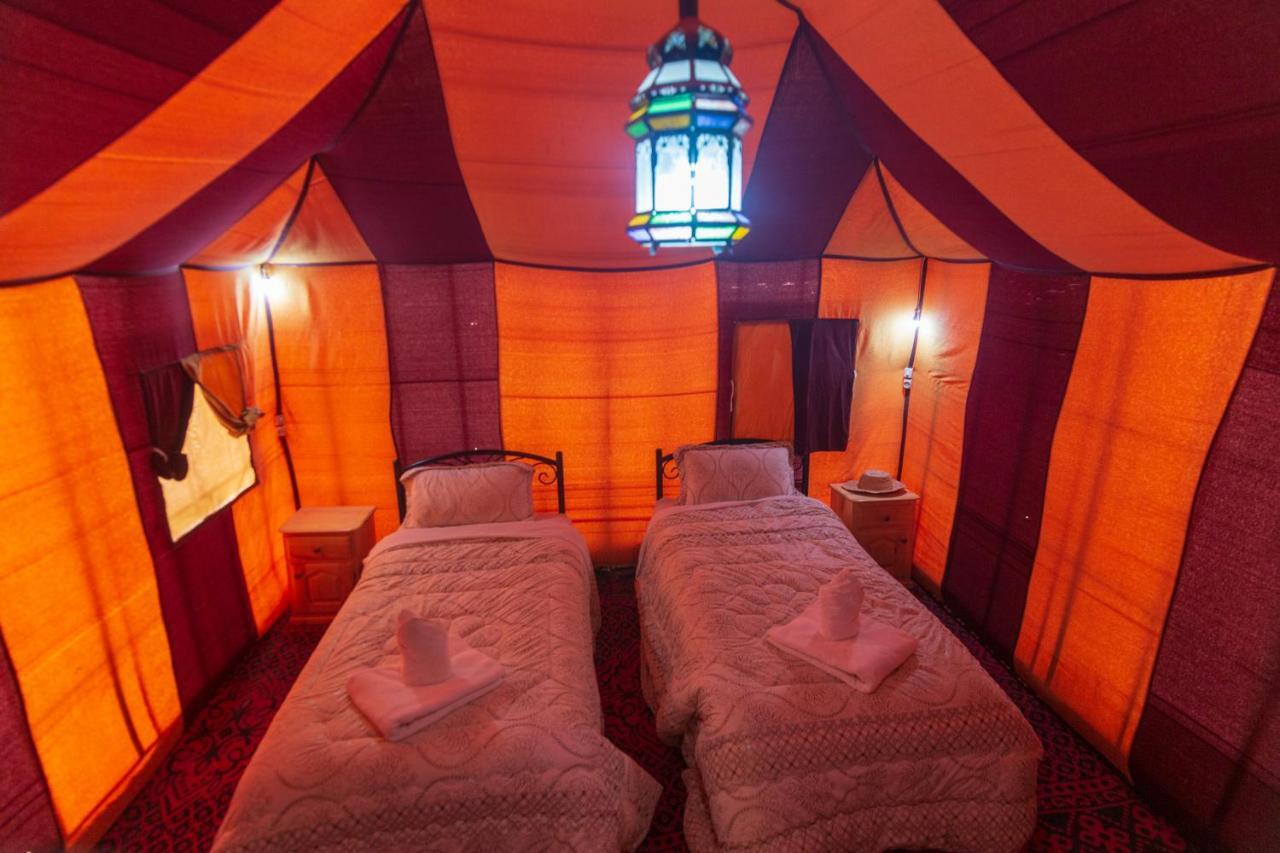 Merzouga Traditional Tents With Heating Hotel Exterior photo